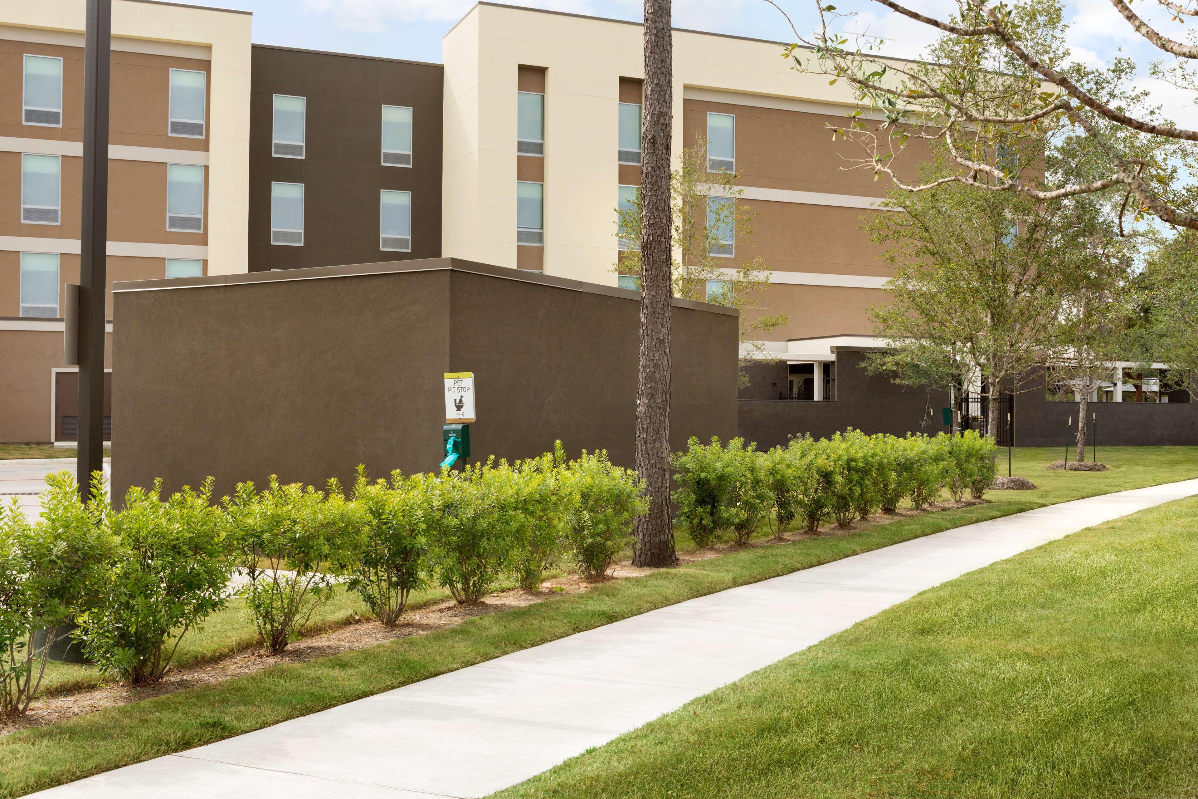 Home2 Suites By Hilton Shenandoah The Woodlands Exterior photo